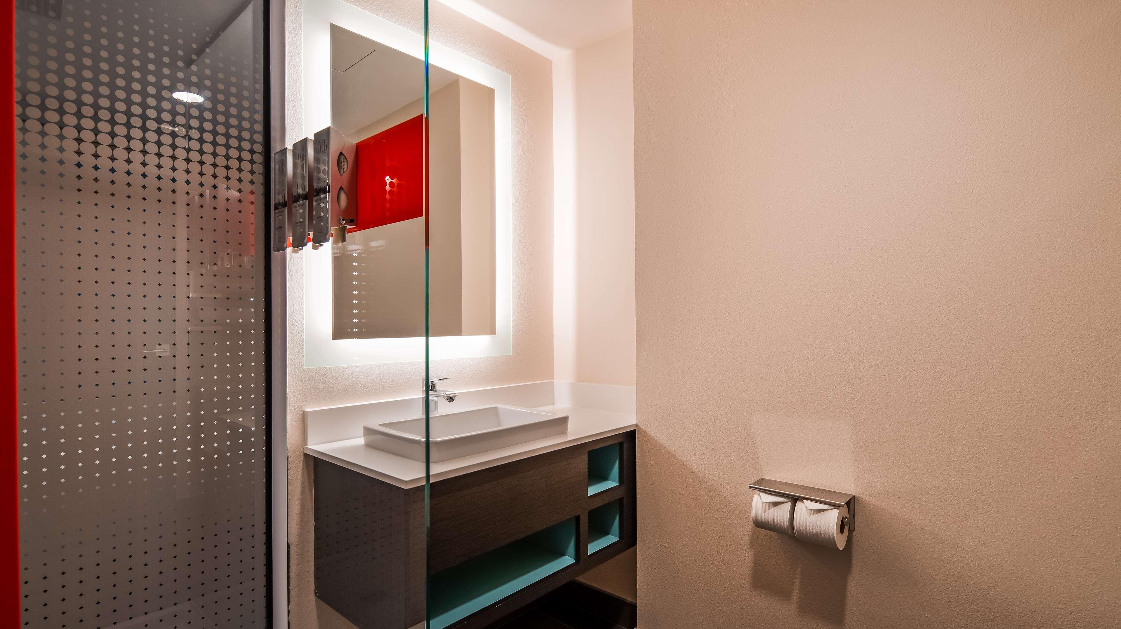 Best Western Plus - Wendover Inn Luaran gambar